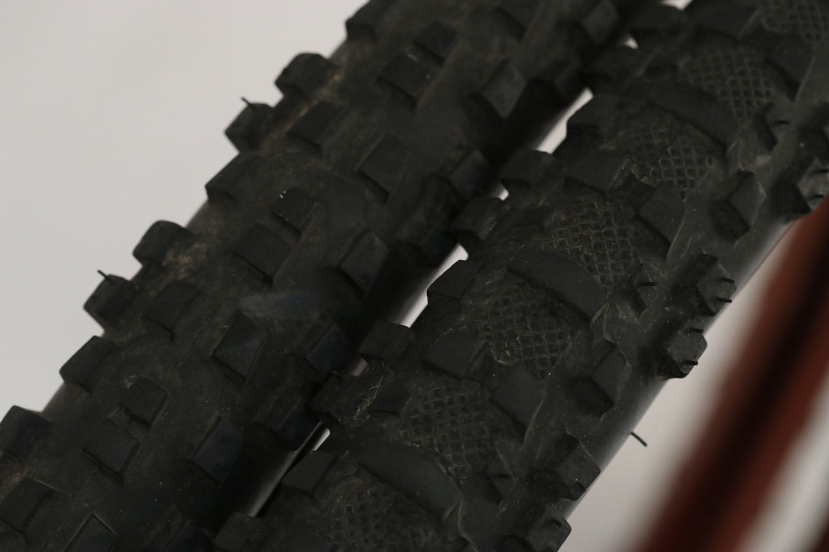 IRC Mythos XC Tires: 26 x 2.1" - Red Skinwall - Vintage 1990's / 2000's - Folding (Near Mint)