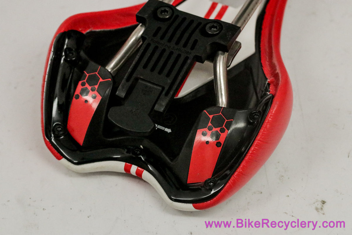 Pro Griffon Titanium Saddle: White & Red (Near Mint+)