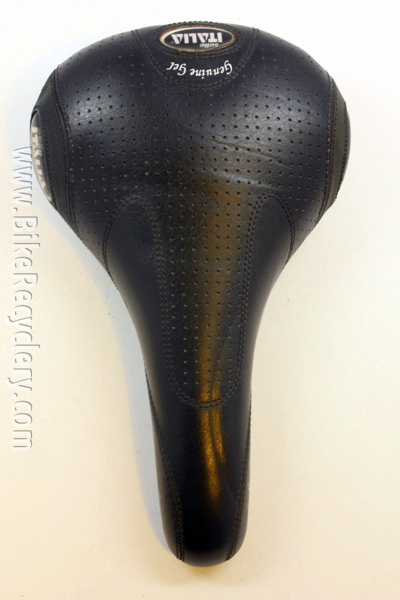 Selle Italia Ldy Genuine Gel Women's Specific Saddle: Black