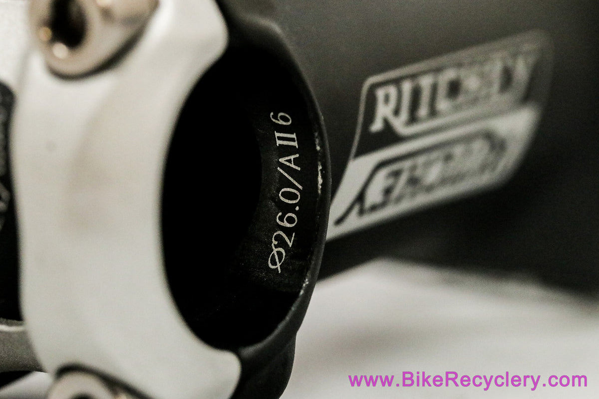 NIB/NOS Ritchey Pro Road Threadless Stem: 90mm x 26.0mm - 17/73 Degree 1 1/8" w/ 1" Shim (Take Off)