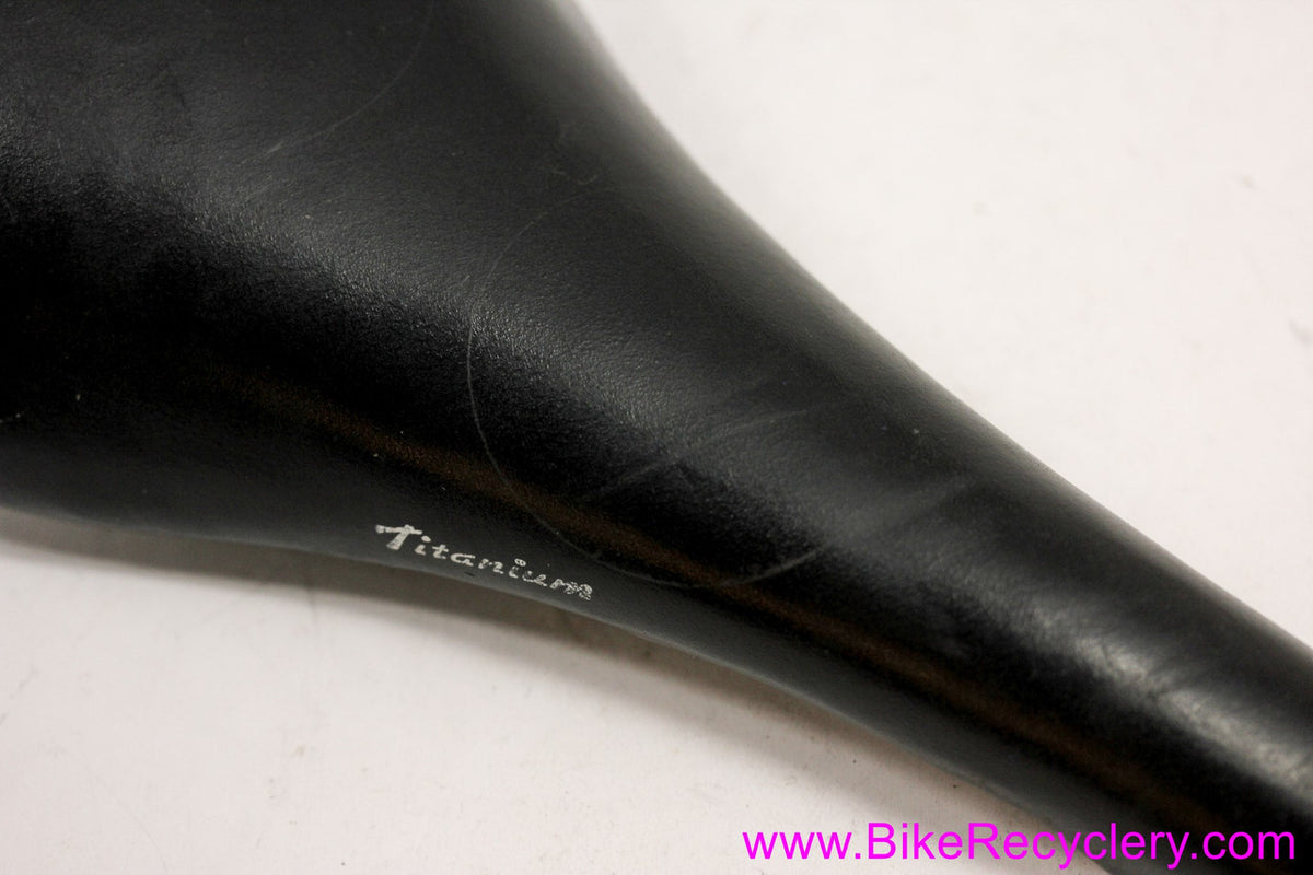 1998 Selle Italia Flite Titanium Saddle: Black