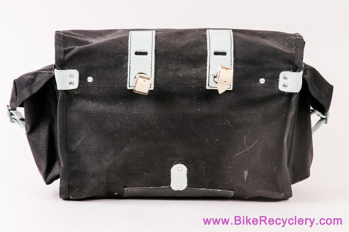 Carradice Nelson LongFlap Saddlebag: 18L - Black/White (Near Mint+ Low Miles)