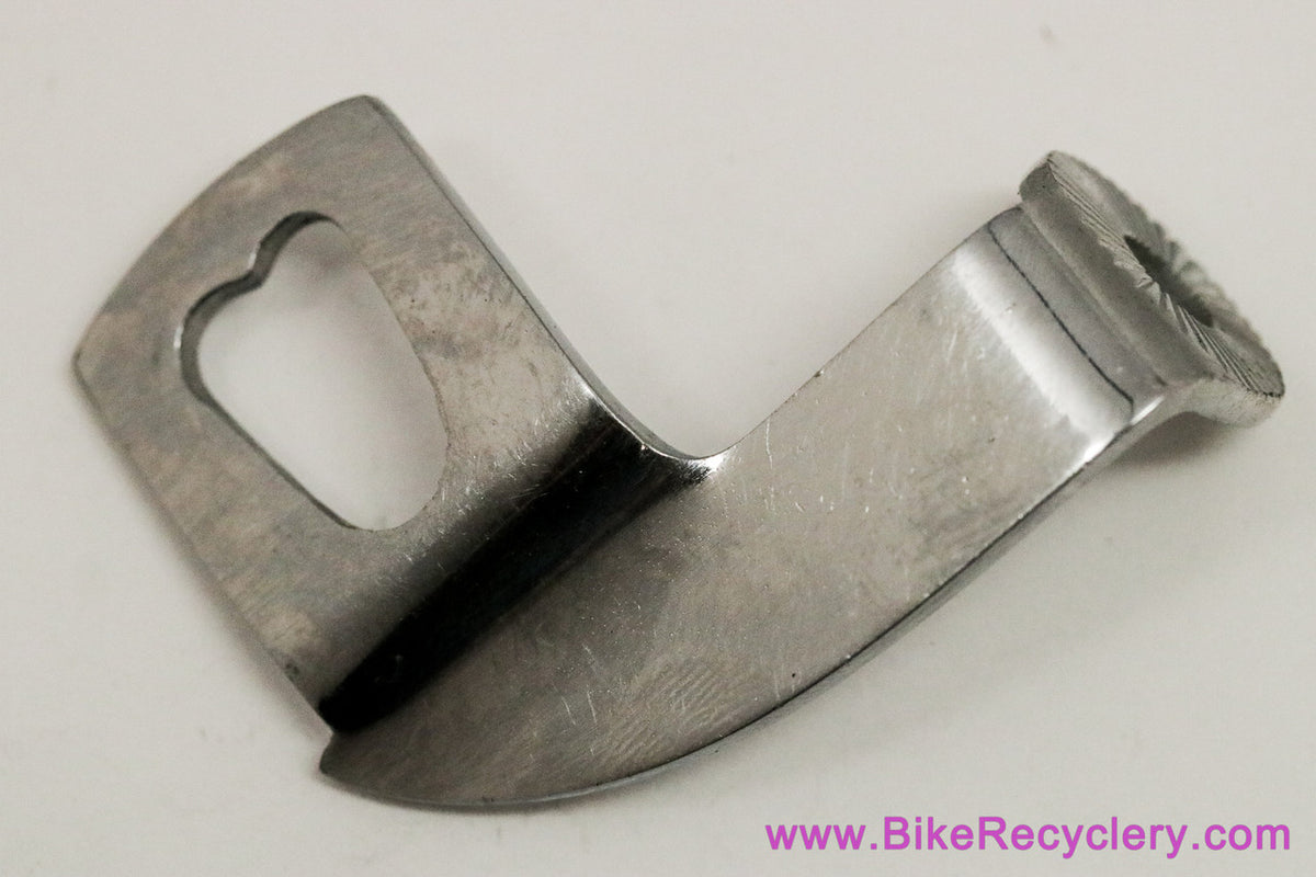 Heart Cutout British Lamp Bracket Mount: Chrome