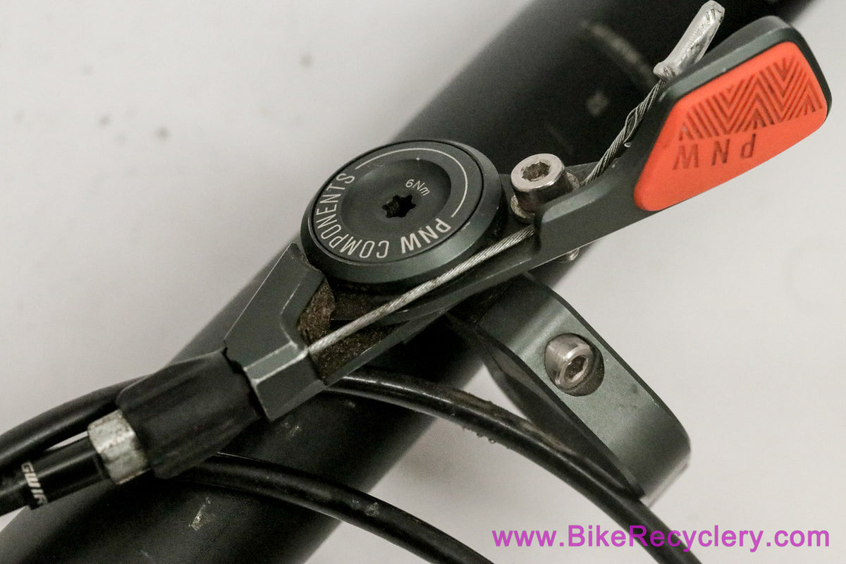 Fox Transfer Performance Dropper Seatpost: 30.9mm x 460mm - 150mm Travel - PNW Loam 2 Remote Right (EXC+)
