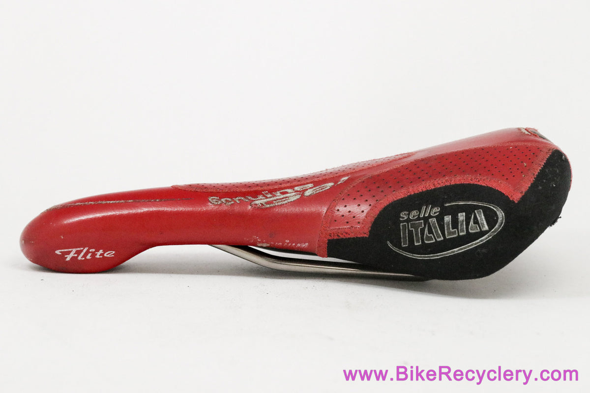 Selle Italia Flite Titanium Genuine Gel: Red Perforated Leather + Kevlar - 2000