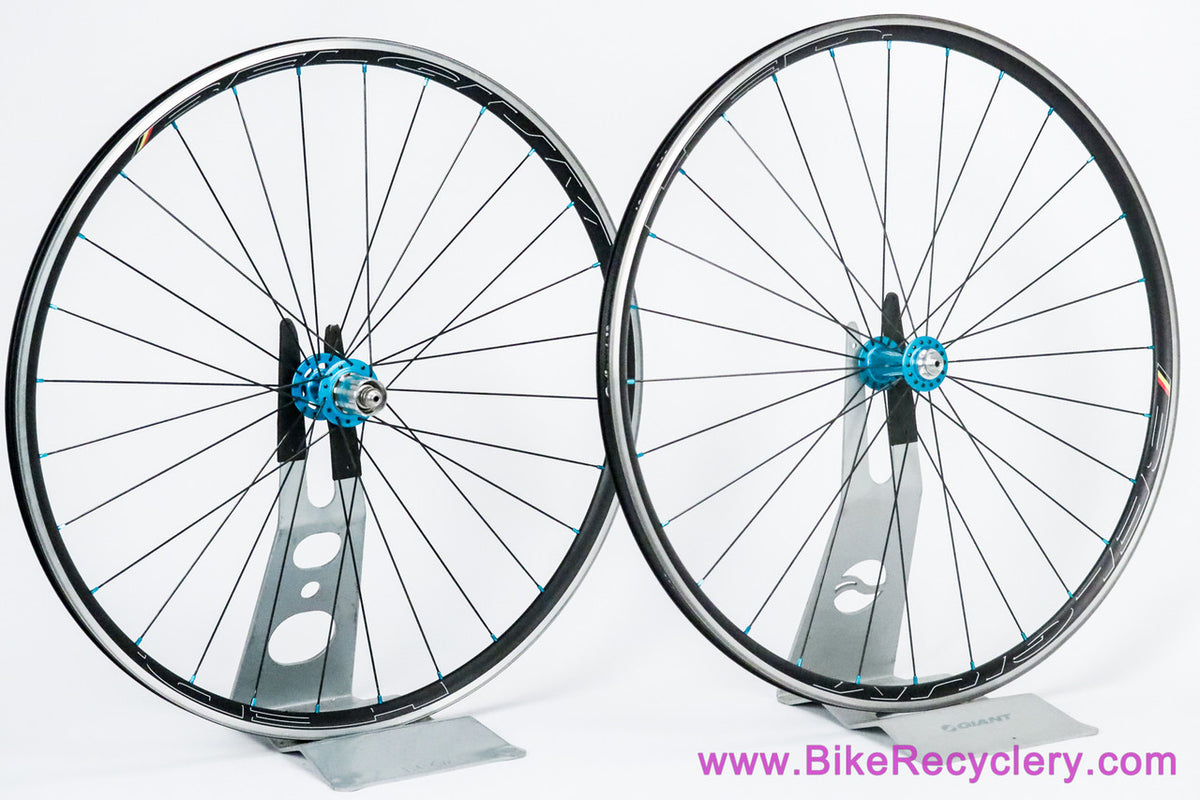 Chris King R45 Turquoise / HED Belgium C2 Wheelset: 28H - Shimano HG 11s - Sugar Wheel Works (Mint, Low Miles)