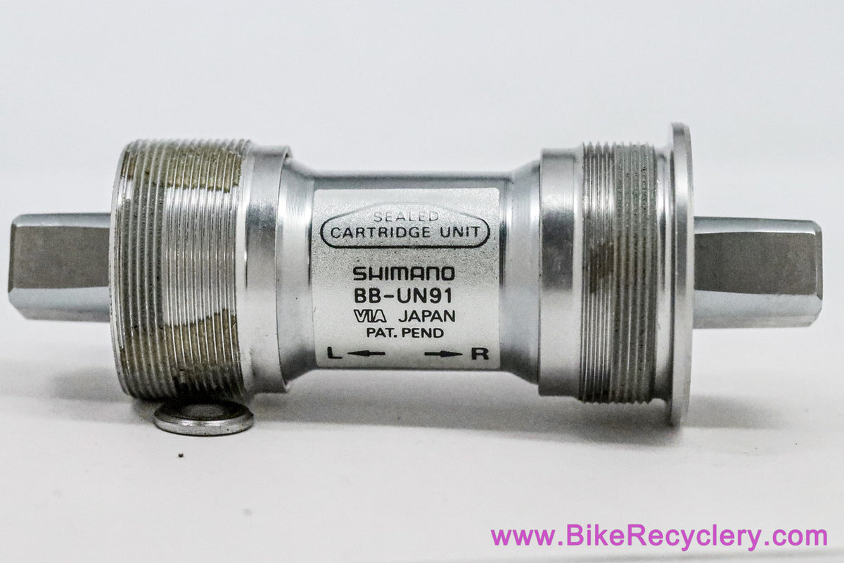 NIB/NOS Shimano XTR M900 BB-UN71 Square Taper Bottom Bracket: 107mm x 68mm