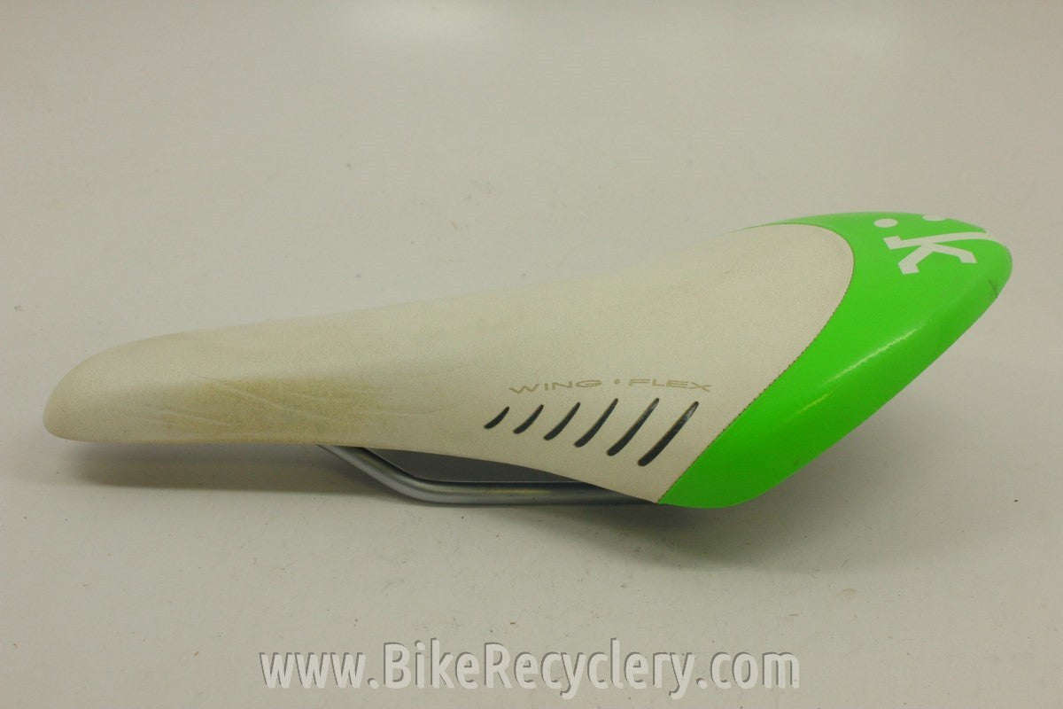 Fizik Arione Tri 2 Saddle: White / Green