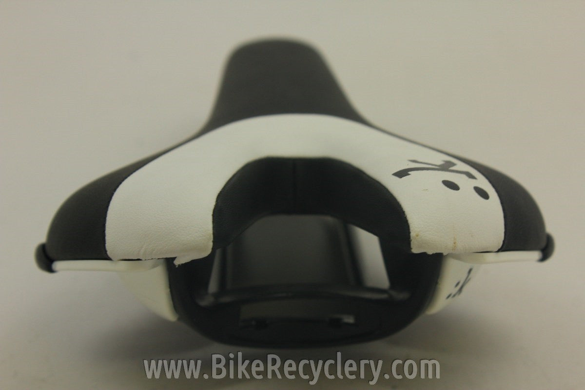 NEW Fizik Ardea Tri Saddle: Black/White