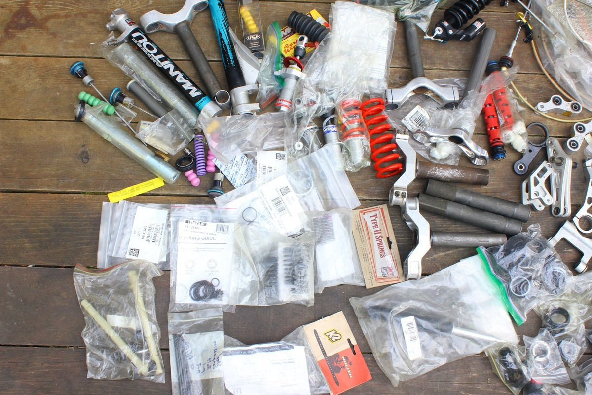 HUGE LOT Manitou & Rockshox Parts! Judy-SID-Ruby-Psylo-Duke-Tora-Lyric-Boxxer (Pickup in PDX ONLY)