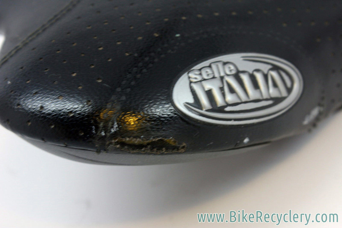 Selle Italia Road Bike Saddle: Black Perforated