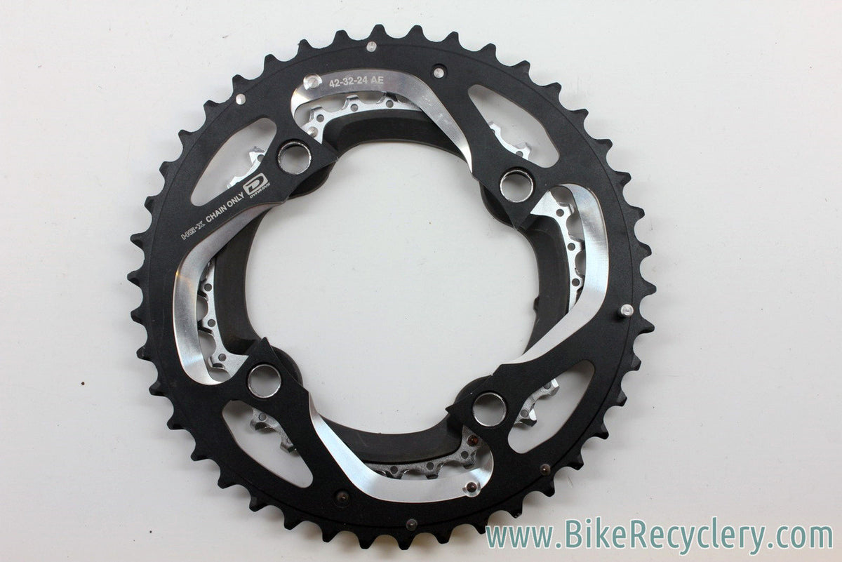 Shimano XT M780 Chainrings: 42t & 32t, 104mm, 10 Speed AE-Type