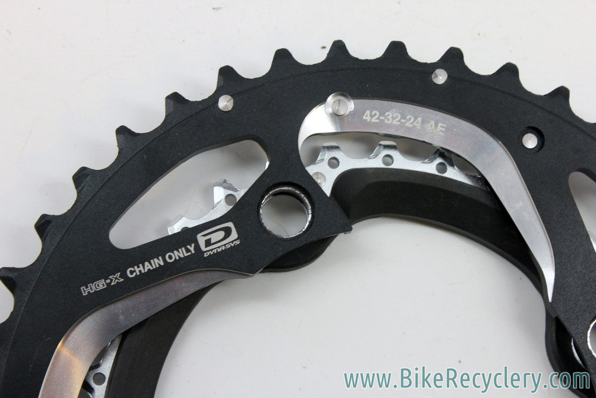 Shimano XT M780 Chainrings: 42t & 32t, 104mm, 10 Speed AE-Type