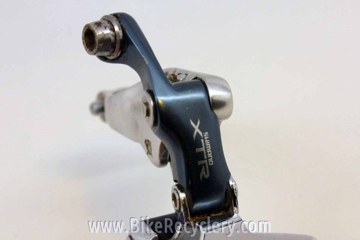 Vintage Shimano XTR FD-M900 Front Derailleur: 28.6mm, Bottom Pull