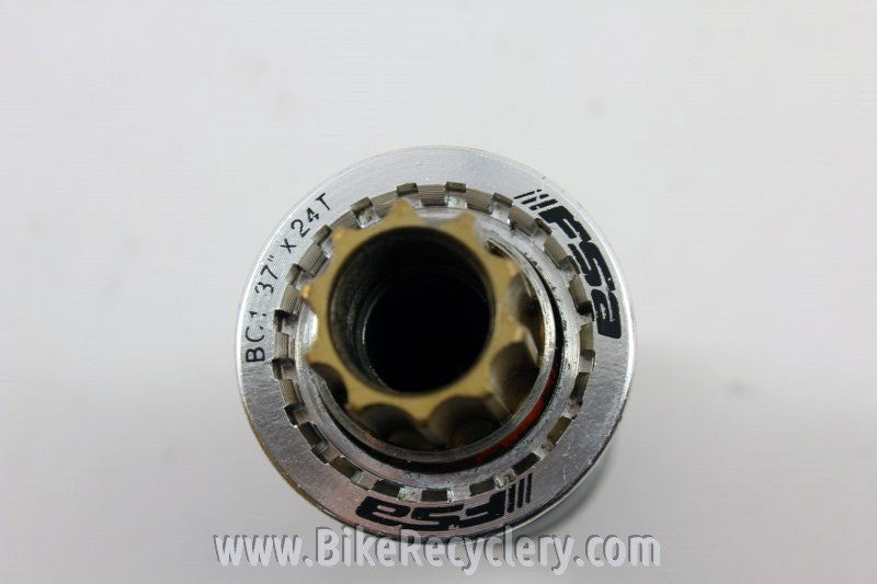 FSA Platinum ISIS Bottom Bracket: 109.5mm x 68mm, Near Mint