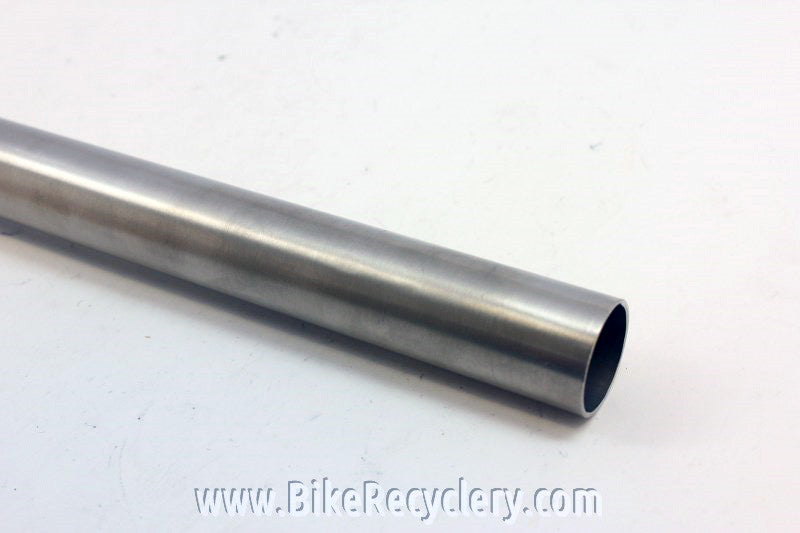 MTB Titanium Flat Bar Handlebars: 31.8mm x 580mm, Low Sweep (NEW)