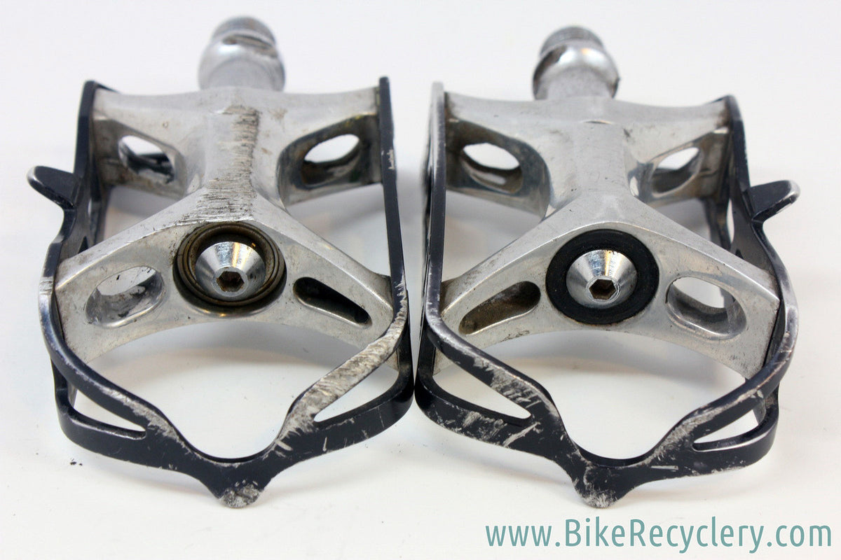 Suntour Superbe Pedals: 1980's - Black Cages