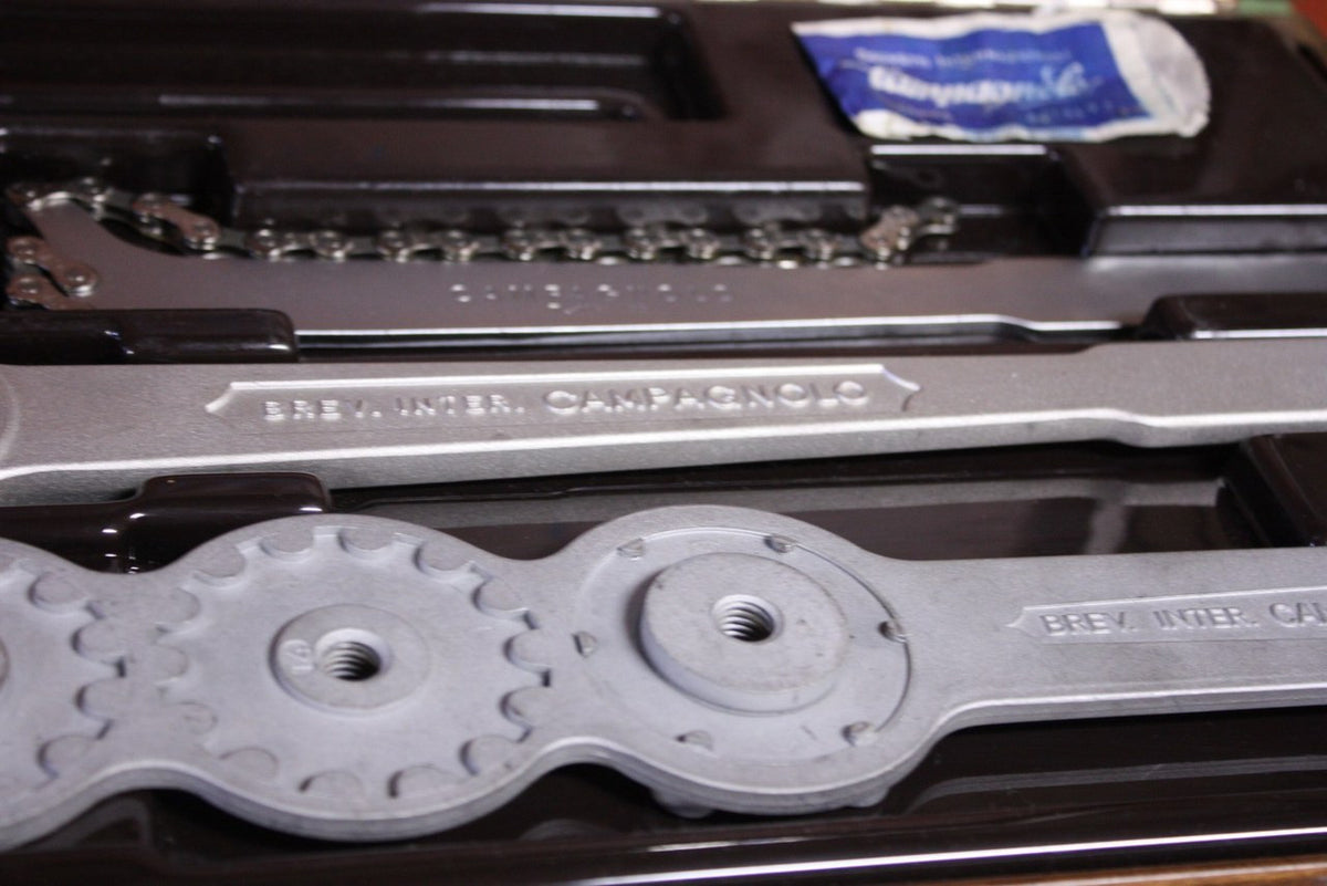 Campagnolo Freewheel Tool Kit: Wooden Box, Includes 13-23t Freewheel NOS