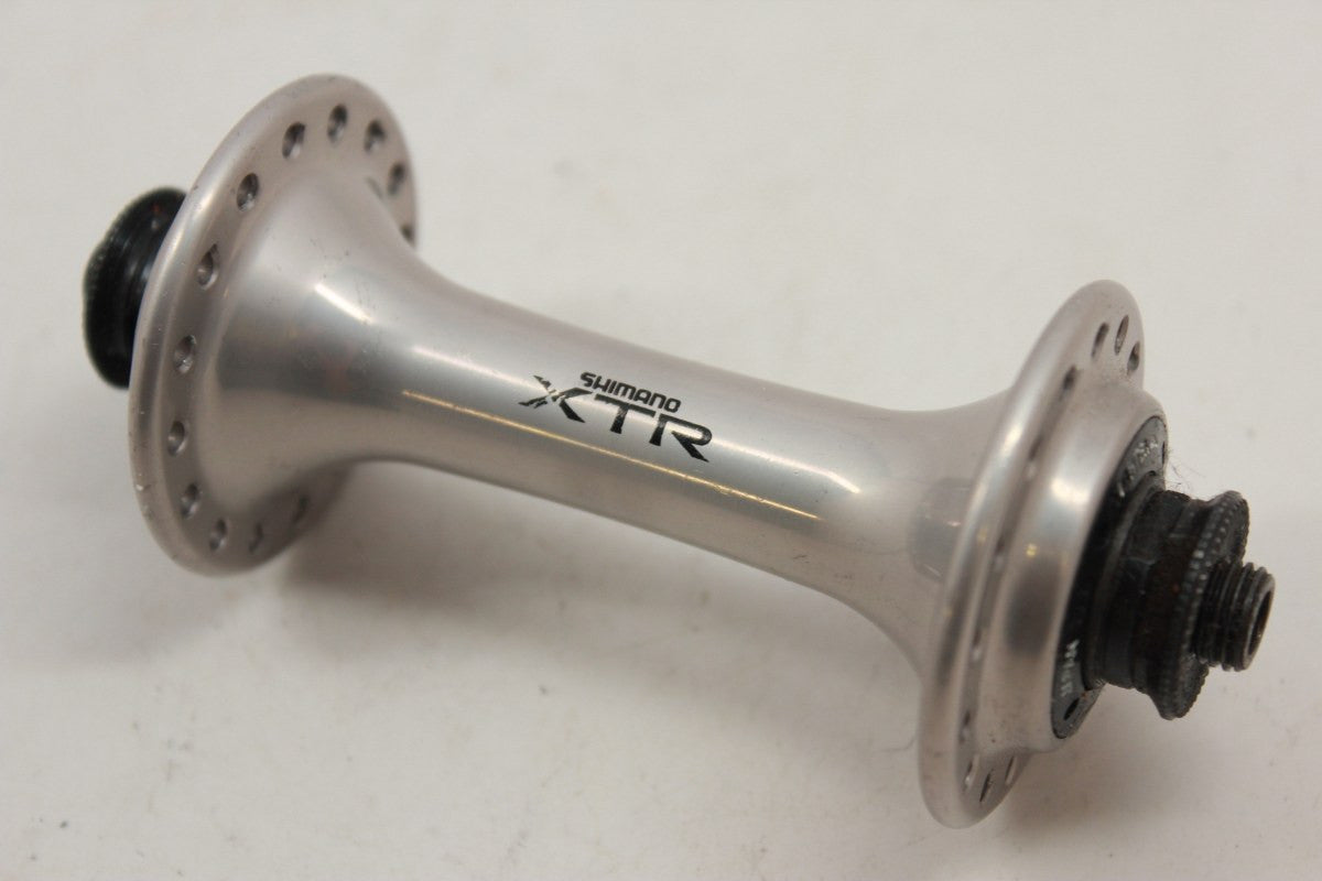 Shimano XTR HB-M900 Front Hub: 32H