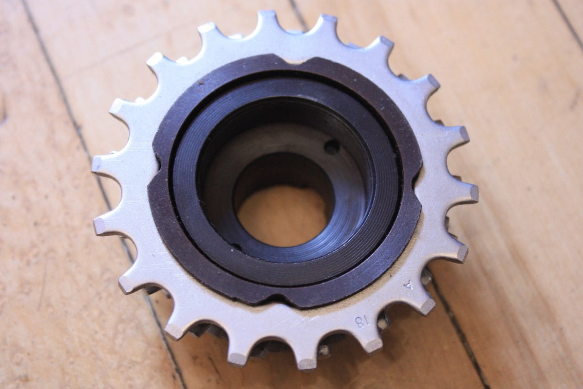 Suntour New Winner Ultra 6-speed Freewheel: 13-18t, NW-6500