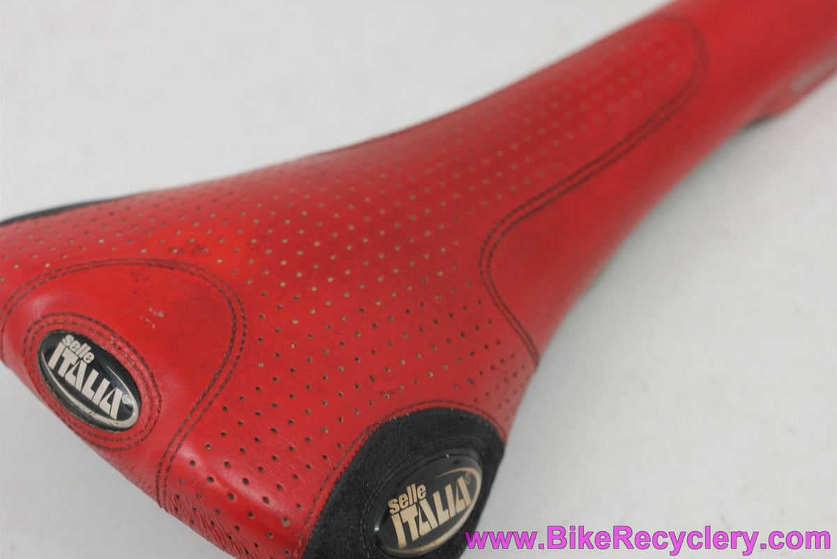 Selle Italia Flite Titanium Saddle: Red w/ Black Kevlar (Low Miles)