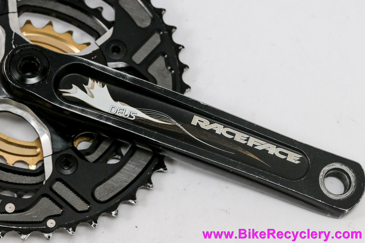 Race Face Deus Crankset: Turbine Triple Chainrings - 175mm x 44/32/22t - X-type BB - Black (EXC
