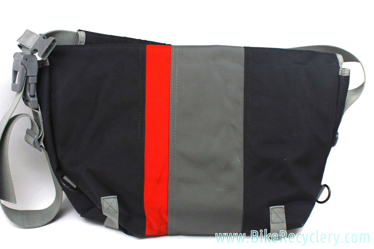 Timbuk2 Custom Classic Commuter Messenger Bag: L/XL - Black/Grey/Red - Laptop LoveGlove - Custom Pockets (new 2nd w/damage)