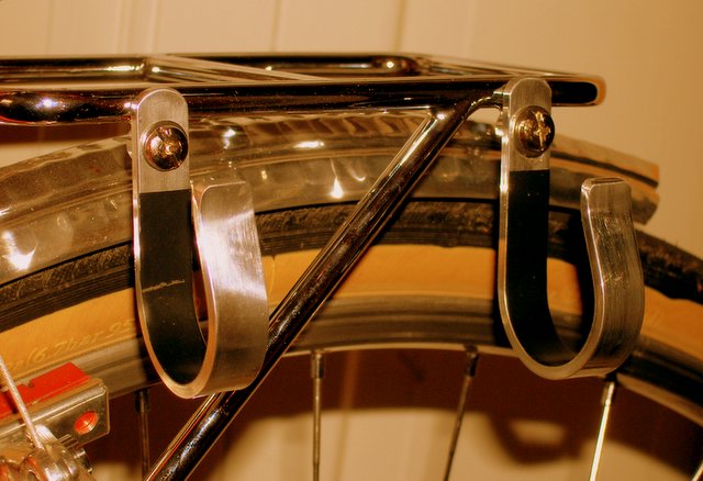 Velo Orange Flashlight Bracket: Rack Mount (EXC+)