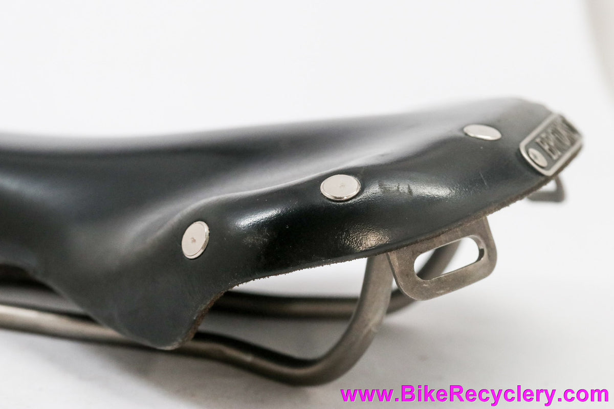 Brooks B15 Swallow Titanium Leather Saddle: Black (Near Mint+)