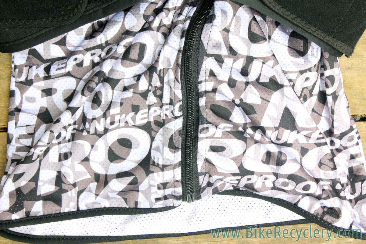 Nukeproof Critical Armor Vest: Body / Chest Protector