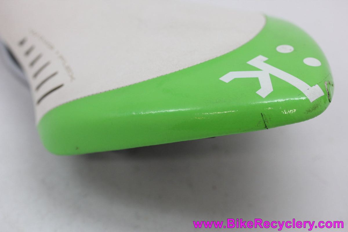 Fizik Arione Tri 2 Saddle: White / Lime Green