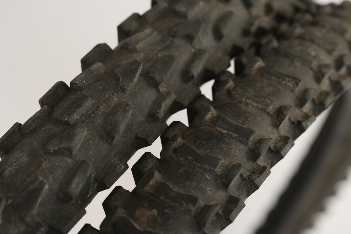 WTB Velociraptor Tires: 26 x 2.4" Front & 2.1" Rear - Pair - Black (EXC)