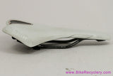 Selle Italia SL Kit Carbonio Saddle: White / Black - Manganese (EXC+)
