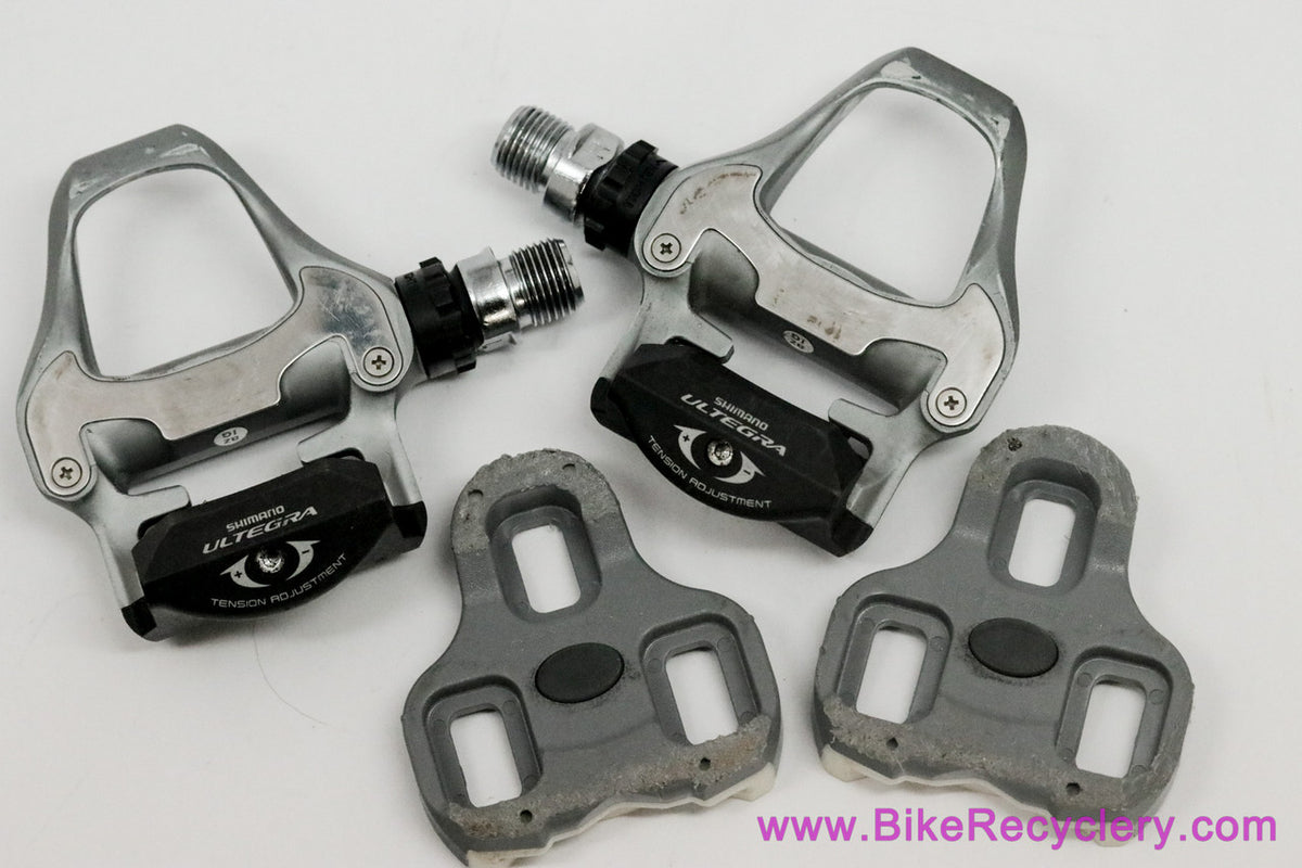 Shimano Ultegra PD-6700 SPD-SL Road Pedals & Cleats: Silver
