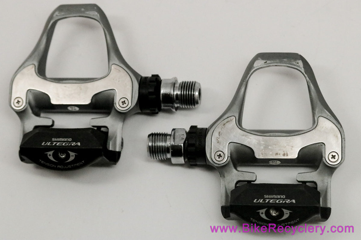 Shimano Ultegra PD-6700 SPD-SL Road Pedals & Cleats: Silver