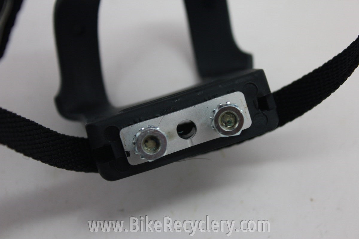 Wellgo Toe Clips & Straps: Black NEW