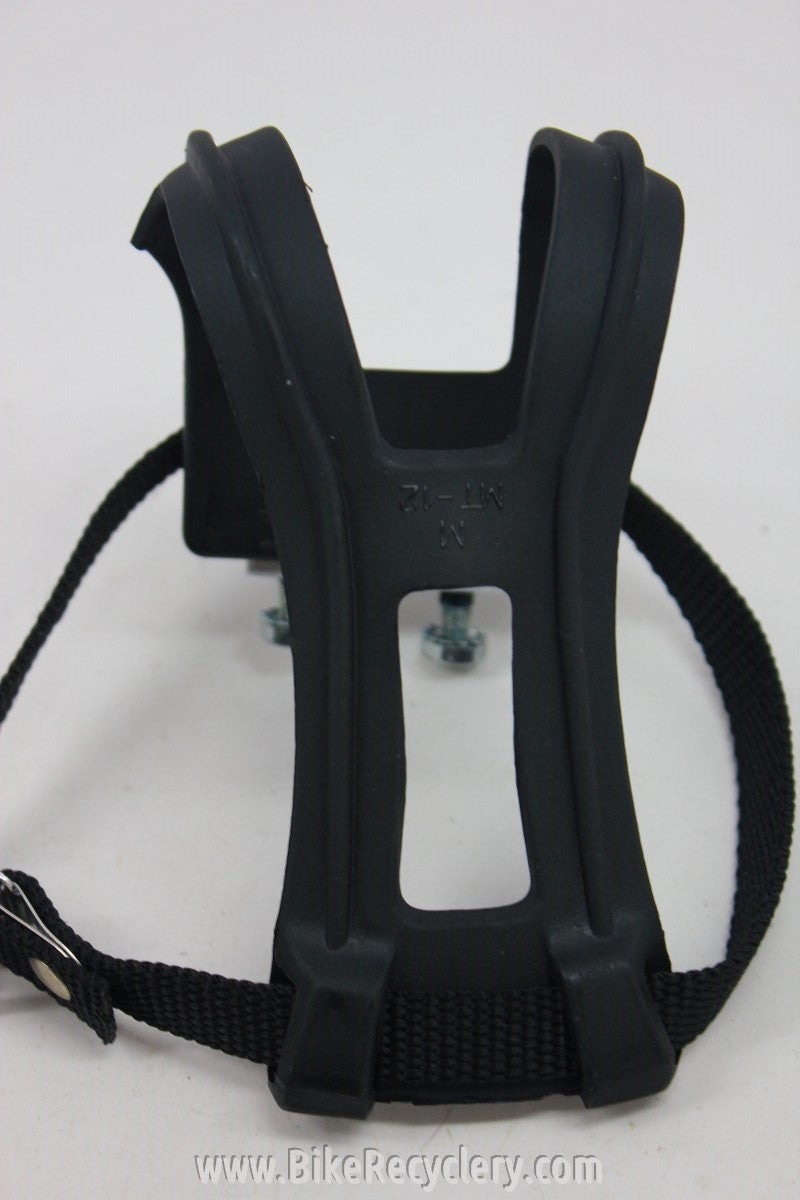 Wellgo Toe Clips & Straps: Black NEW