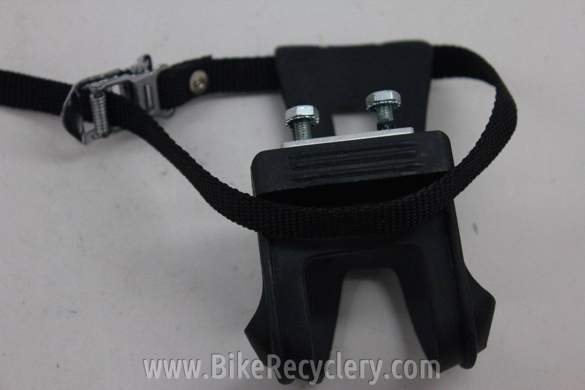 Wellgo Toe Clips & Straps: Black NEW