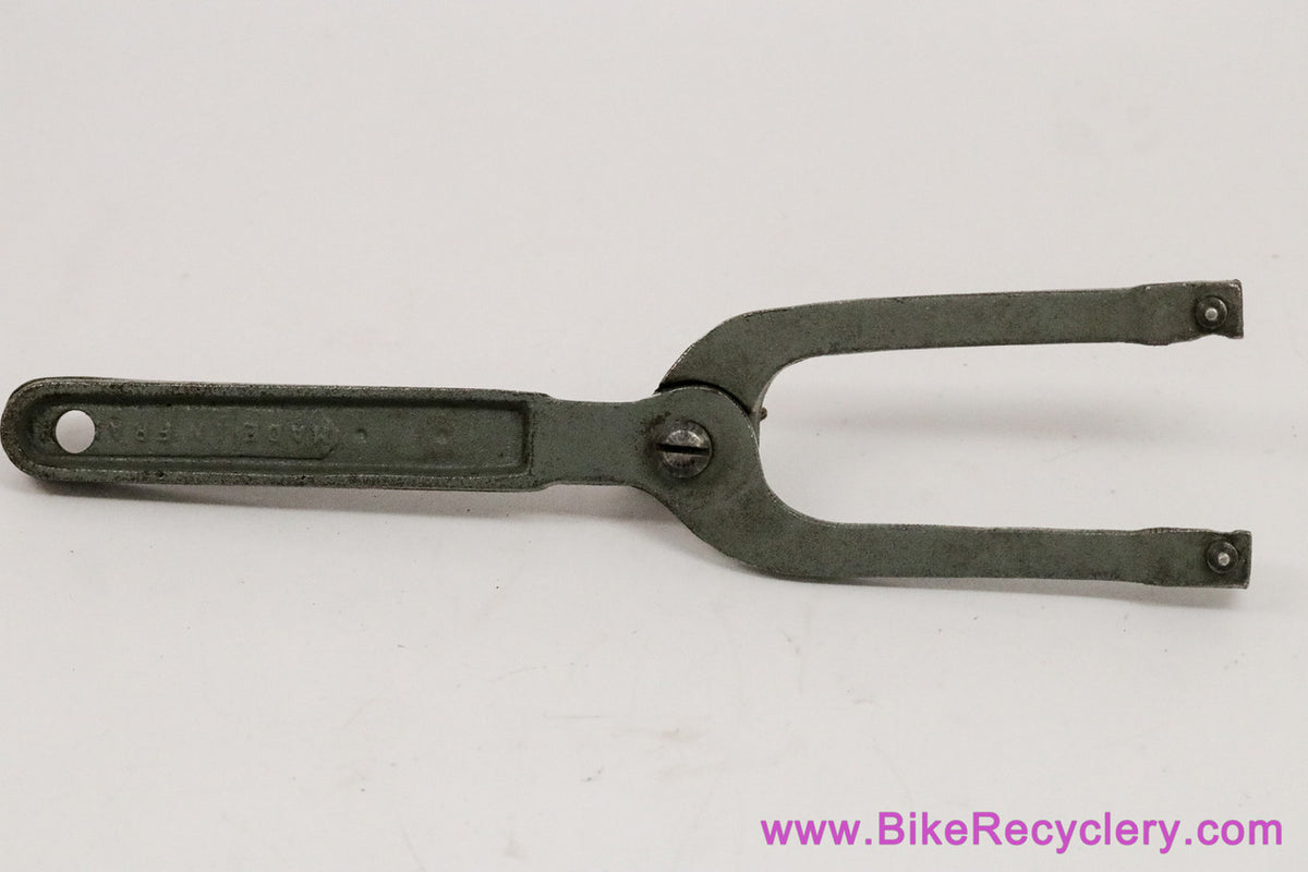 VAR #13 Adjustable Pin Spanner for BB's & Headset: Brass Wingnut (EXC Straight Pins)