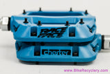 Race Face Chester Flat Pedals: Blue - DH / Freeride / Commuter - Blue - 9/16" (NEW)