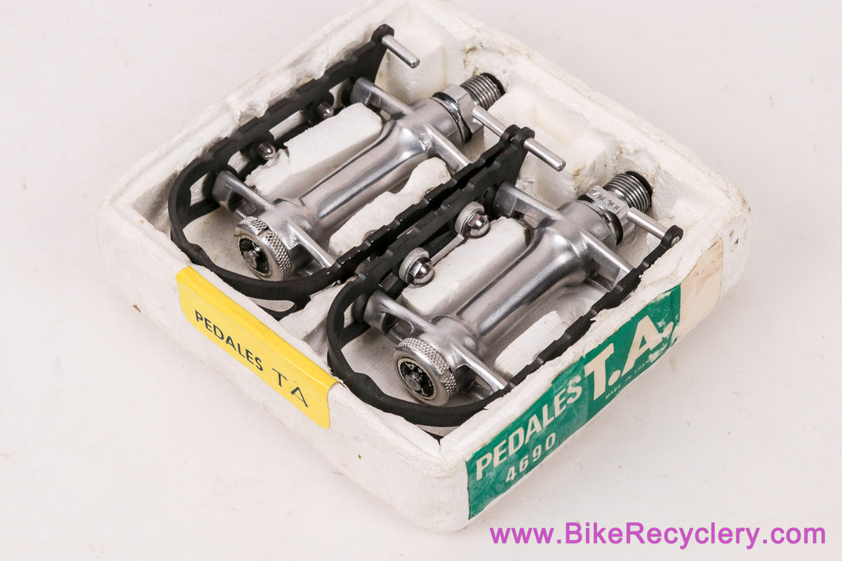 NIB/NOS Specialties T.A. 4690 Strada / Route Pedals: 9/16" BSA - RARE Black Cages - Vintage 1960's 1970's 1980's