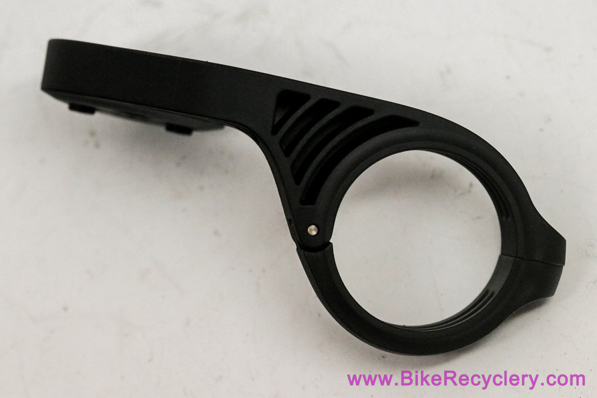 Garmin Flush Out Front Mount: Edge - Right (New)