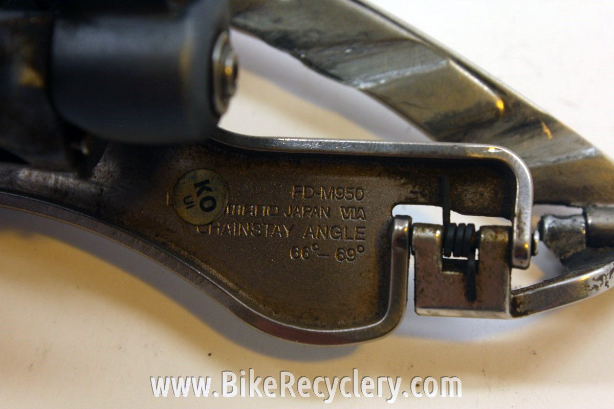 XTR FD-M950 Front Derailleur: 31.8mm Bottom Pull Top Swing