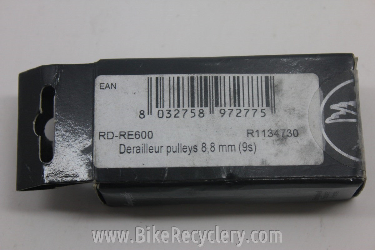 NIB Campagnolo 9-Speed Rear Derailleur Pulleys: RD-RE600, 8.8mm Dark Grey