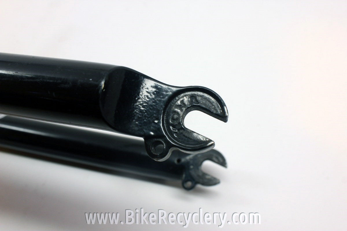 Kona Project 2 Rigid Fork: 1 1/8" Threadless, 26", Fender Eyelets, Black MTB