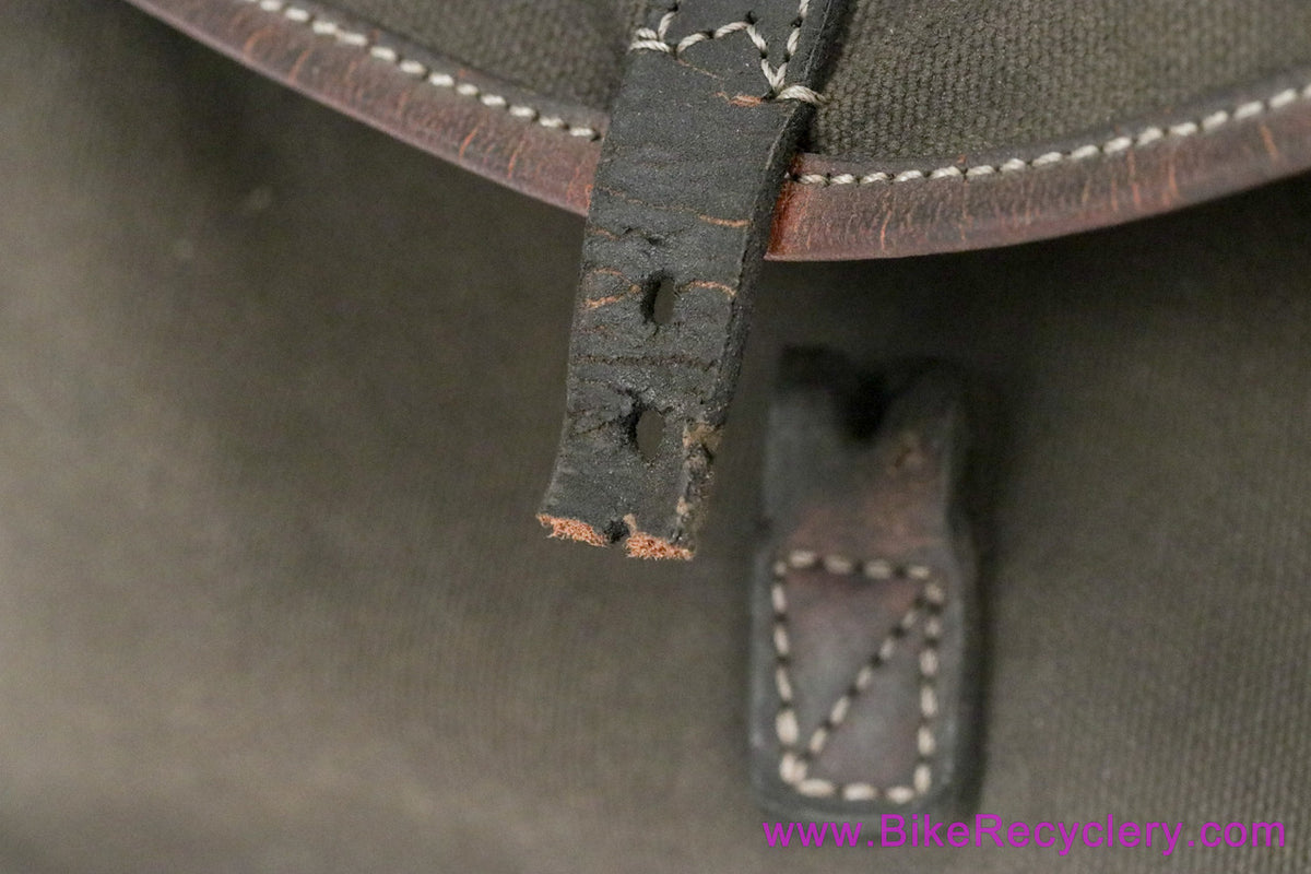 Gilles Berthoud GB2586 Handlebar Bag: Rain Cover (History & Patina)