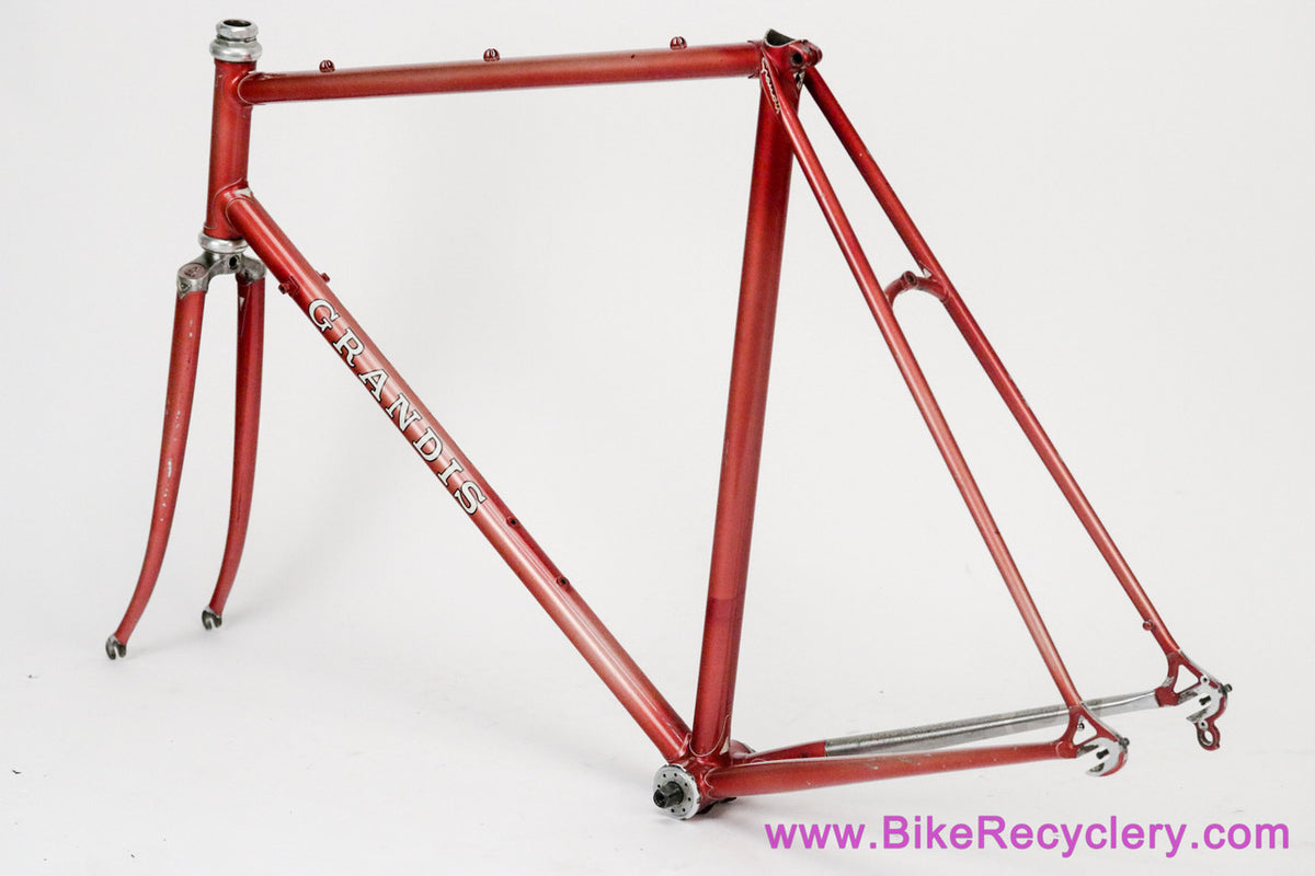 Grandis Special Campion Del Mondo Frameset: 56cm x 57.5cm - Columbus SL - OMAS Big Sliding Headset + Gipiemme BB - Red - Vintage ~1980 to 1983