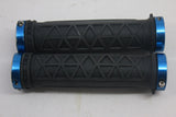 Race Face Grips: Lock-On, Black w/ Blue Rings