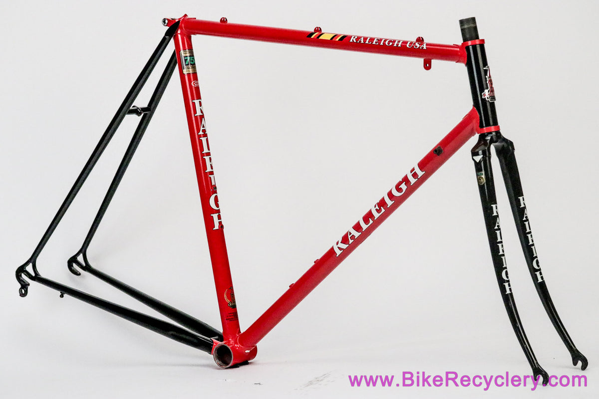 56cm Ti-Raleigh Team Professional SBDU Frameset: Reynolds 753R - 1980's (Near Mint)