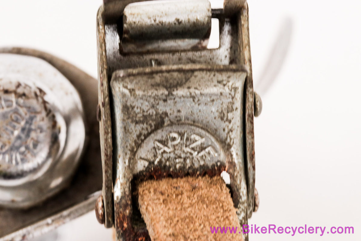 Lyotard Berthet MB-23 Pedals: 9/16" English - Med Clips Christophe D - Lapize Leather Straps